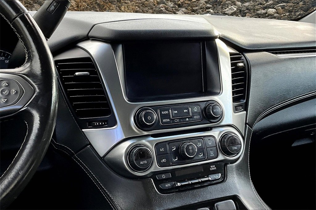 Used 2020 Chevrolet Suburban LS image 6