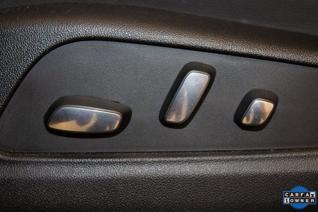 Used 2025 Cadillac XT6 Premium Luxury image 23