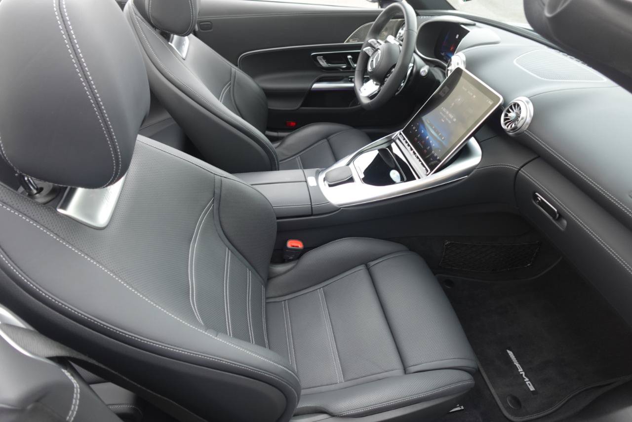 Used 2023 Mercedes-Benz SL 43 AMG image 15