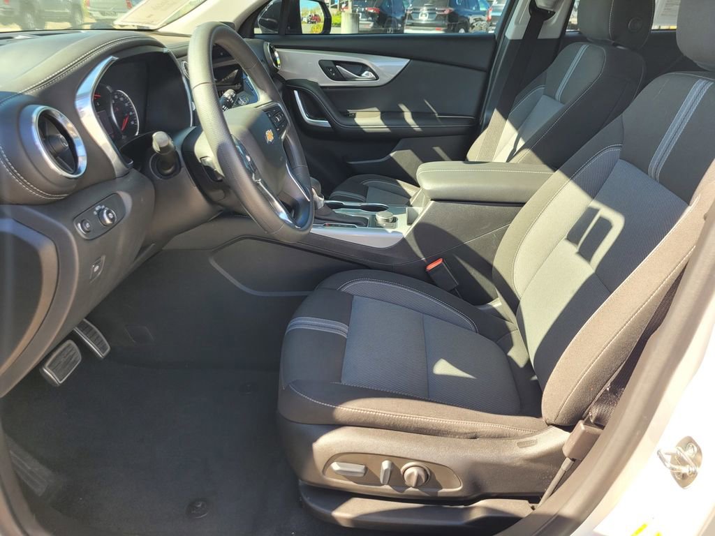 Used 2023 Chevrolet Blazer LT w/ Midnight/Sport Edition image 15