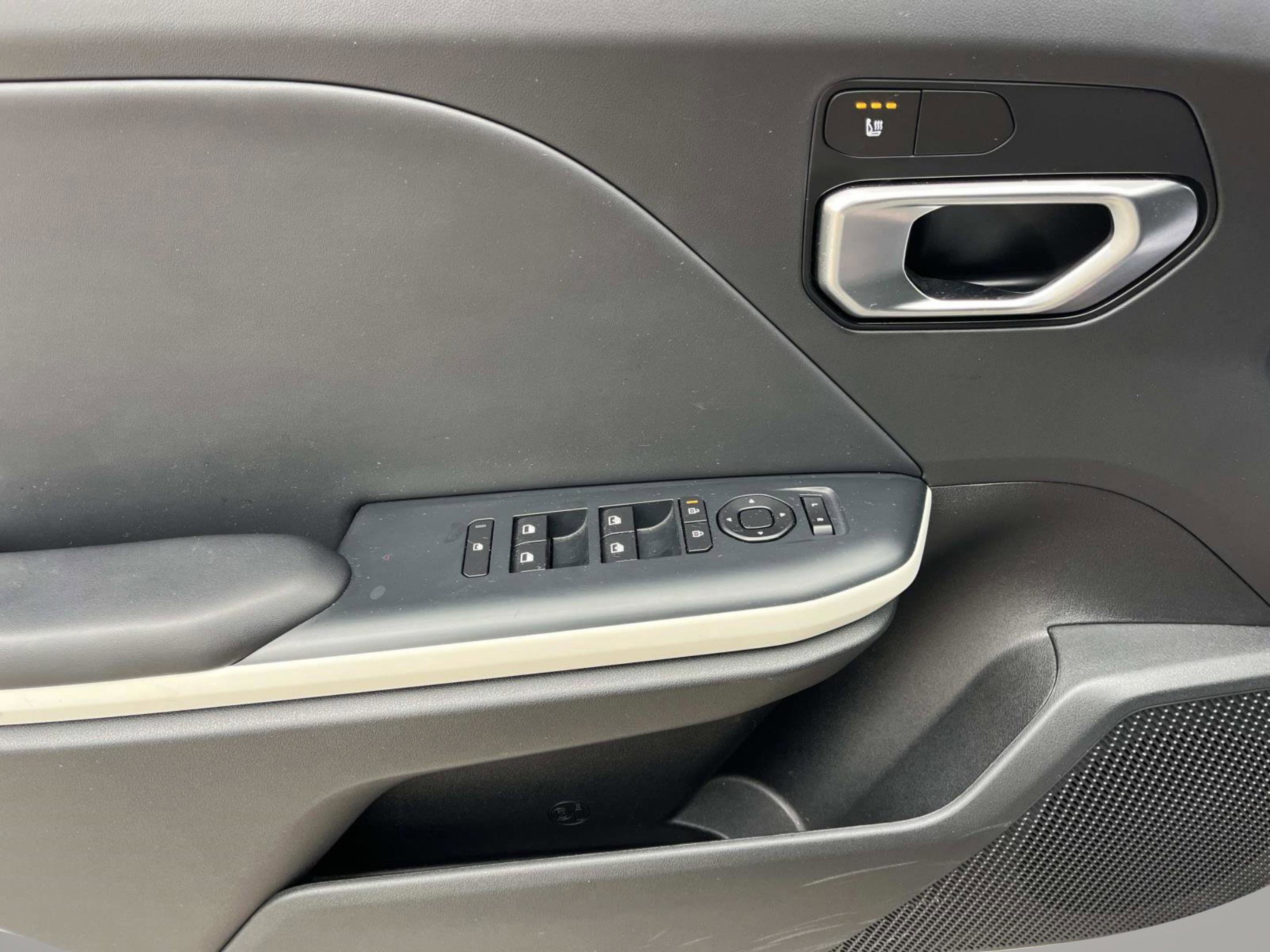 Used 2025 Kia K4 GT-Line image 26