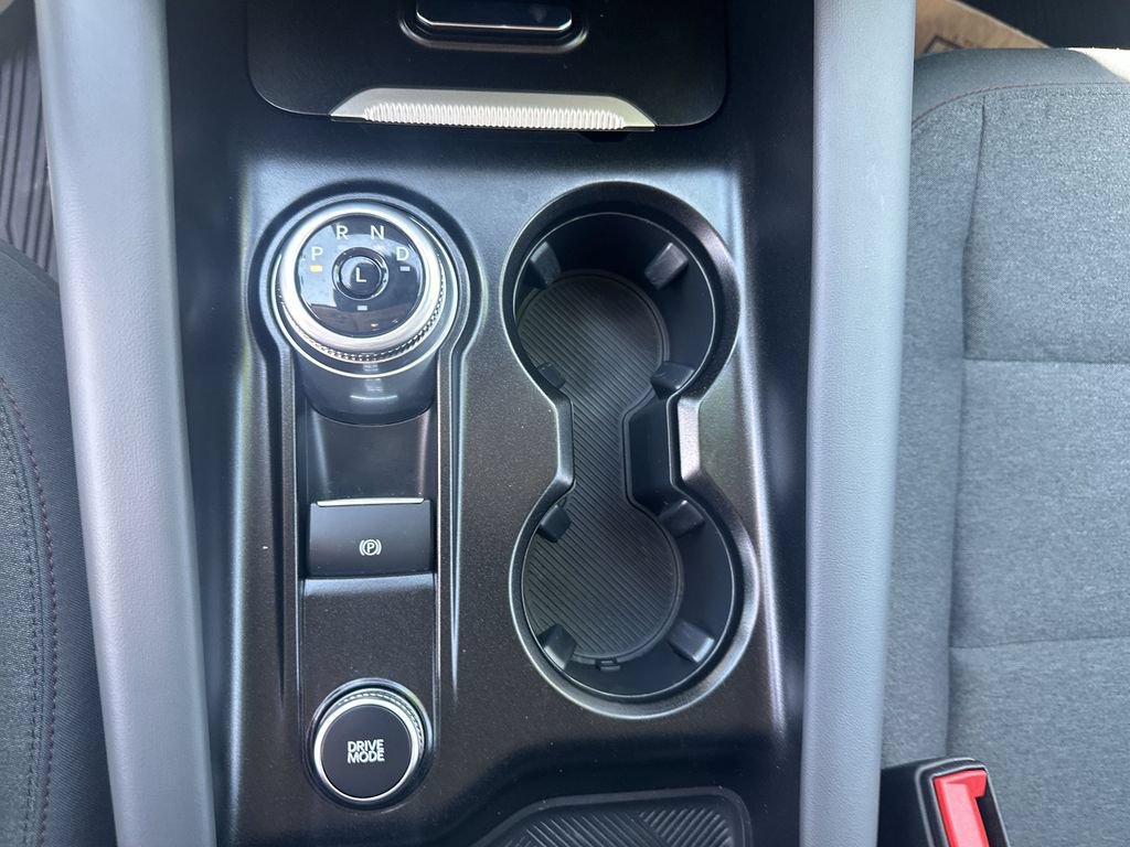 Used 2025 Ford Explorer Active RWD image 28