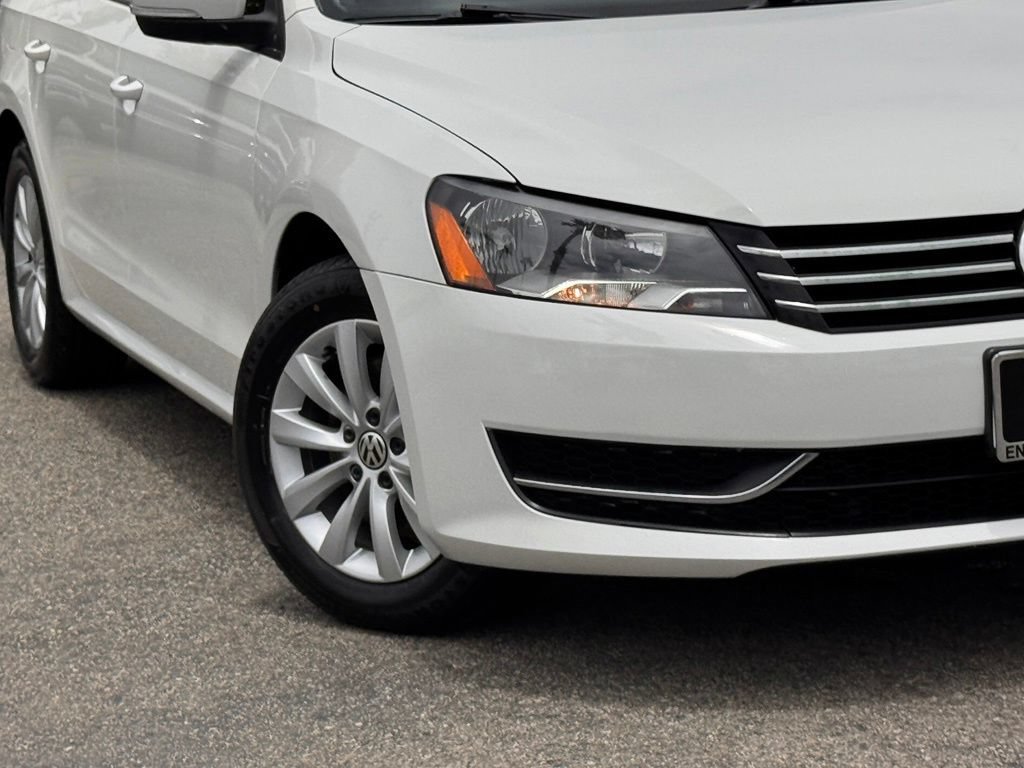 Used 2014 Volkswagen Passat 1.8T S FWD image 4
