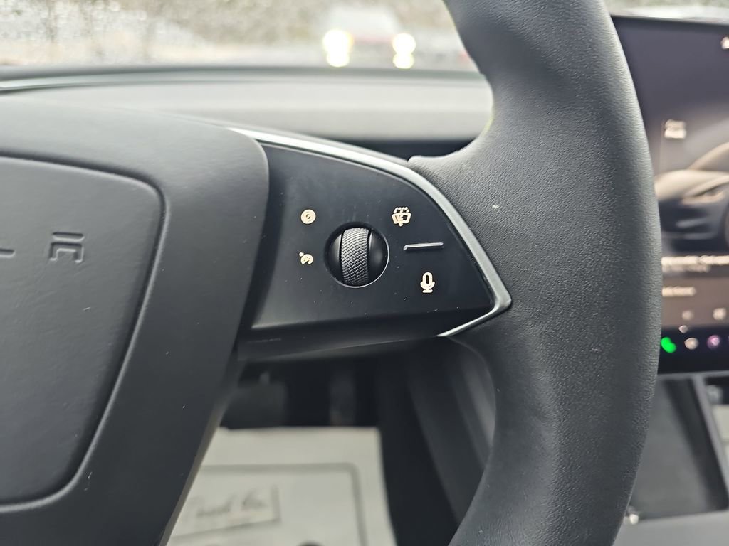 Used 2024 Tesla Model 3 Standard Range image 21