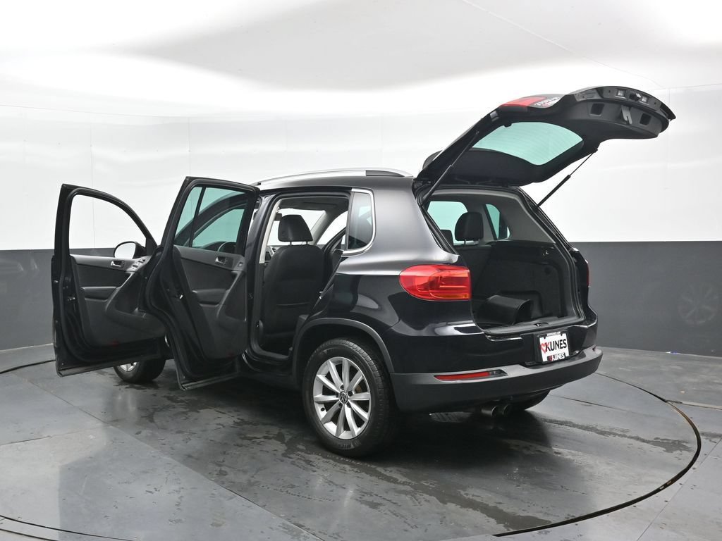 Used 2017 Volkswagen Tiguan Wolfsburg Edition FWD image 48