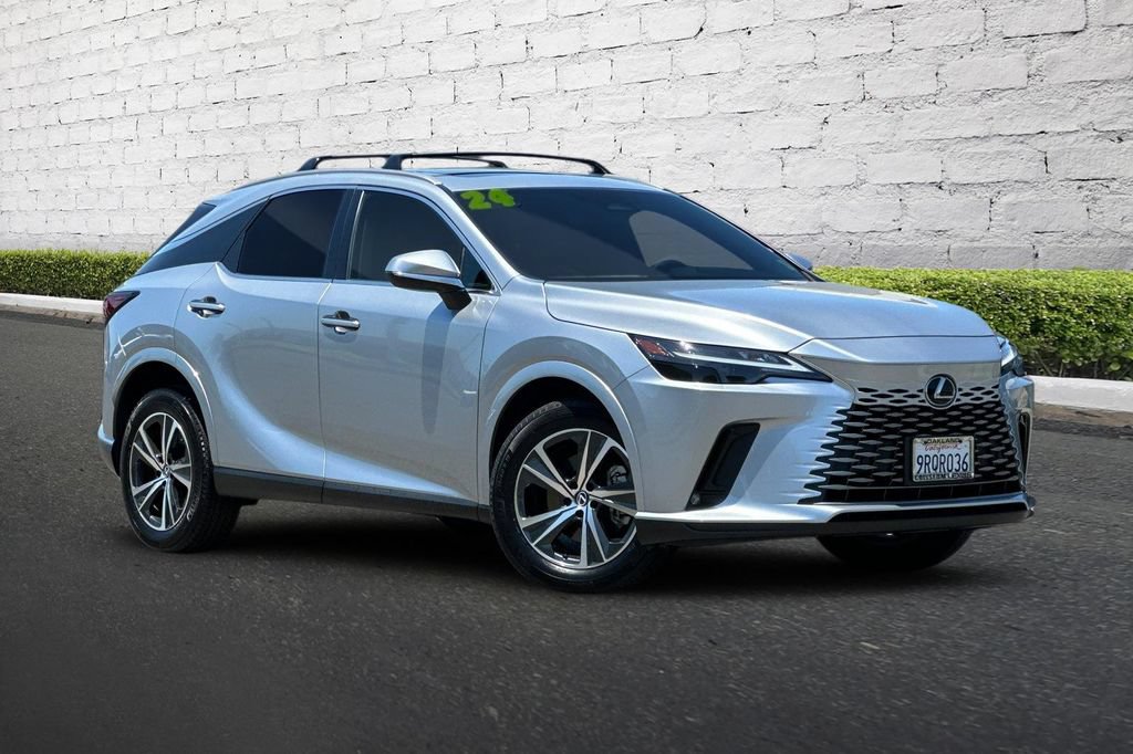 Used 2024 Lexus RX 350 FWD w/ Technology Package image 2
