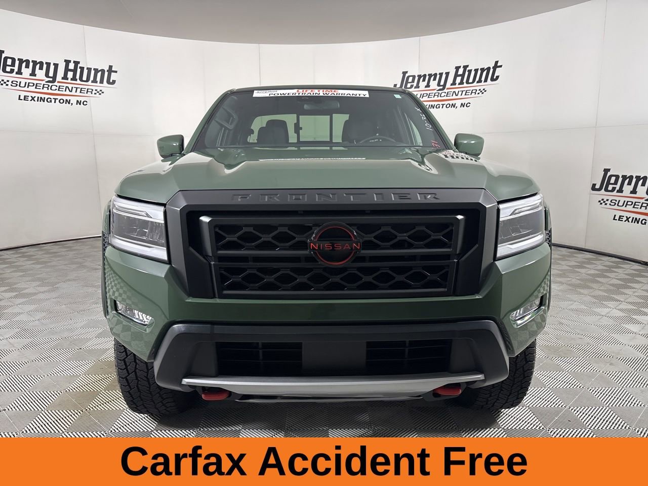 Used 2024 Nissan Frontier PRO-4X w/ Off-Road Protection Package image 3