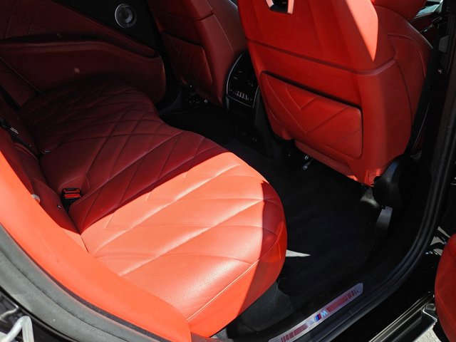 Used 2023 BMW XM AWD/4WD image 18