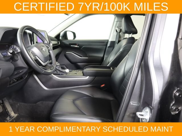 Used 2024 Toyota Highlander XLE FWD image 33
