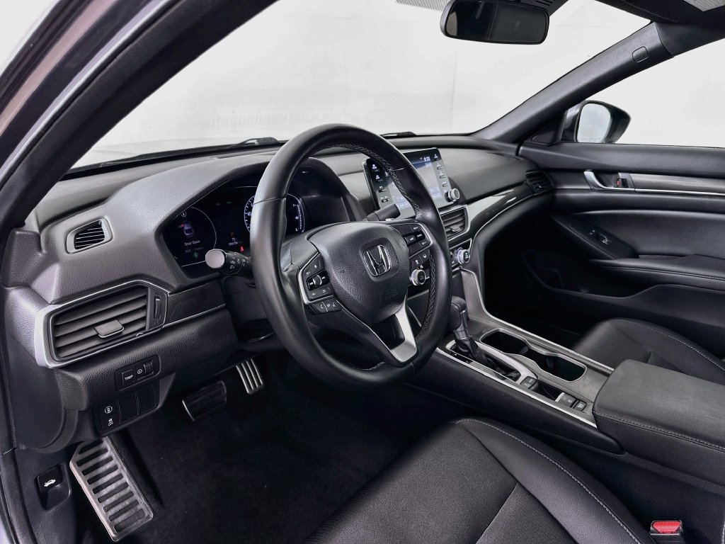 Used 2019 Honda Accord Sport image 9