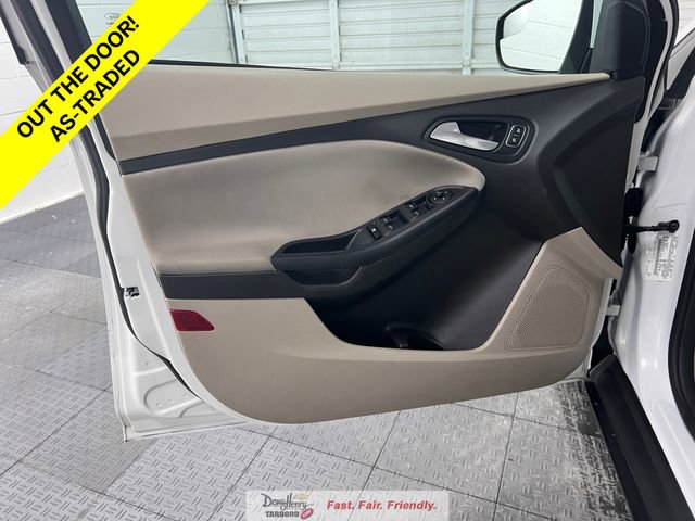 Used 2015 Ford Focus SE FWD image 20