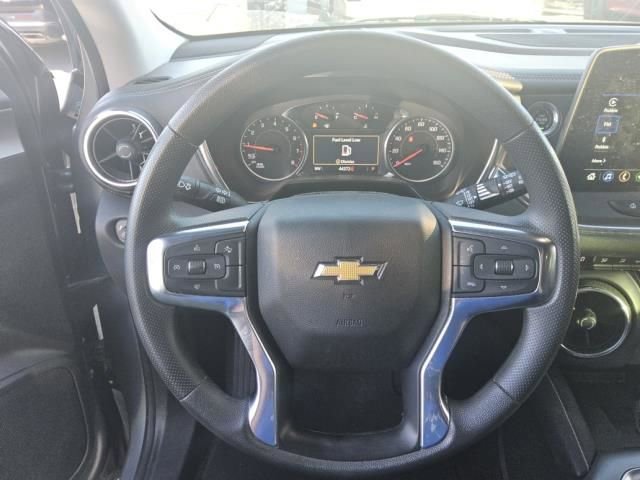 Used 2023 Chevrolet Blazer LT w/ Convenience Package FWD image 5