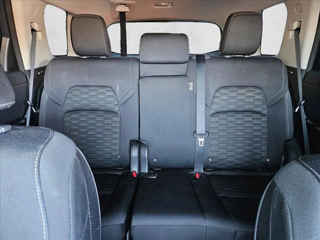 Used 2023 Nissan Pathfinder S image 18