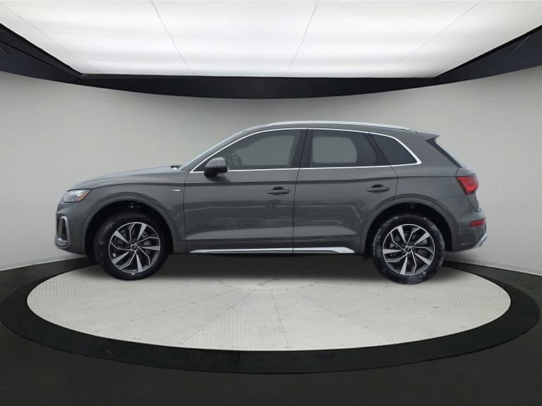 Certified 2024 Audi Q5 2.0T Premium Plus image 4