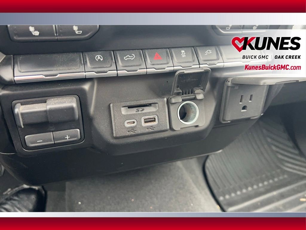 Used 2019 Chevrolet Silverado 1500 LT w/ All-Star Edition image 6