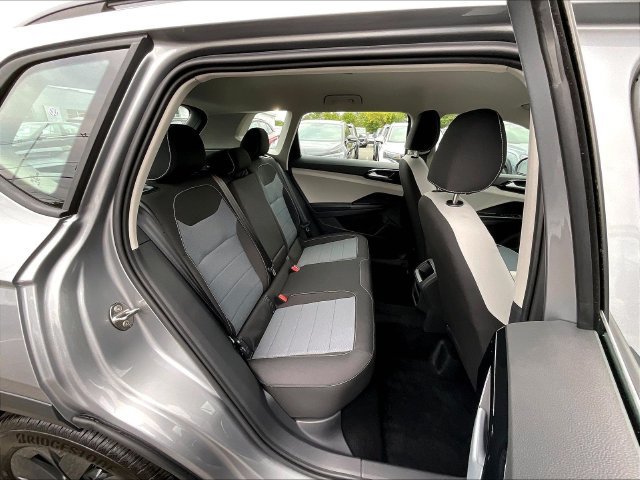 New 2027 Volkswagen Taos S FWD image 15