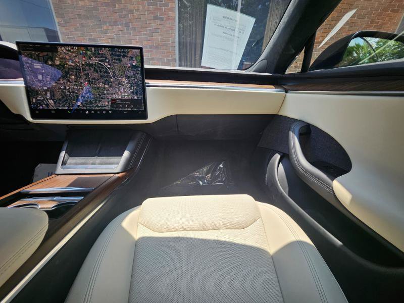 Used 2022 Tesla Model S AWD/4WD image 54