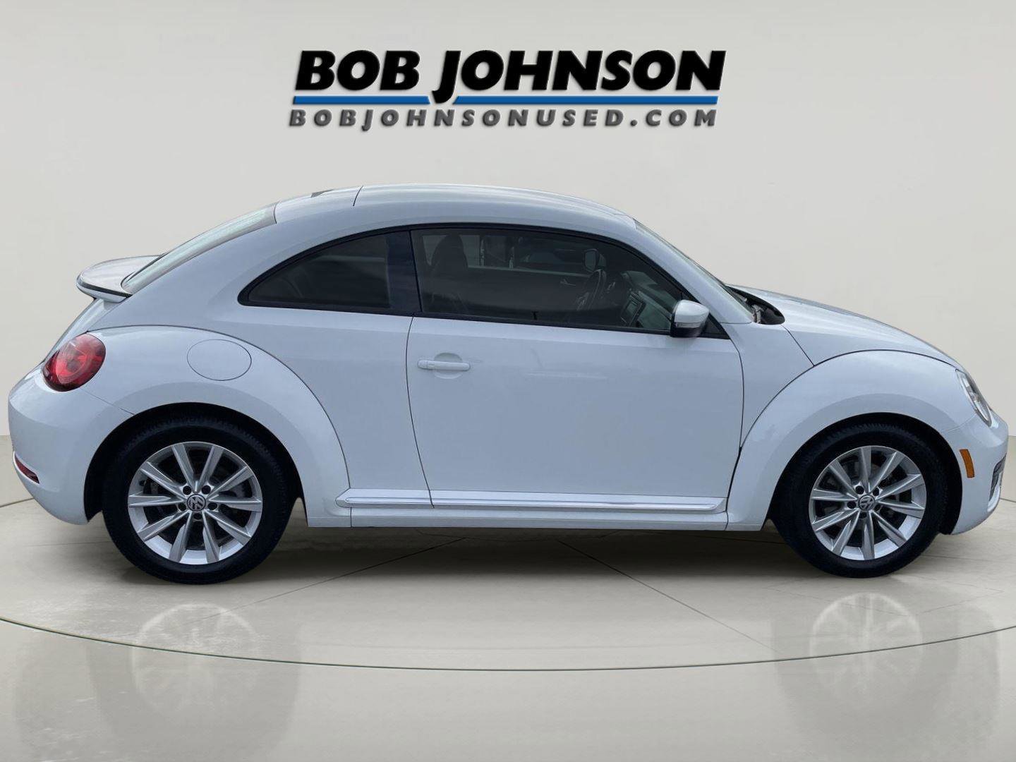 Used 2018 Volkswagen Beetle 2.0T S w/ Style & Comfort Package For S image 2