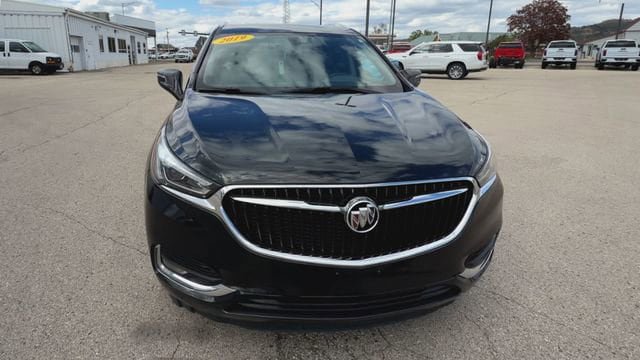 Used 2019 Buick Enclave Essence AWD/4WD image 4