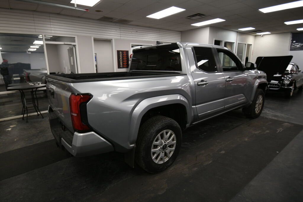 Used 2024 Toyota Tacoma SR5 image 7