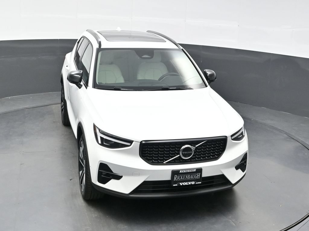 New 2026 Volvo XC40 B5 Ultra w/ Protection Package Premier AWD/4WD image 32