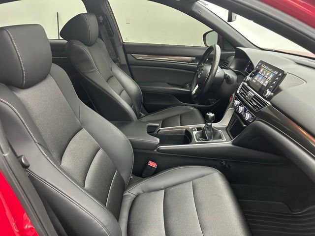 Used 2018 Honda Accord Sport image 30