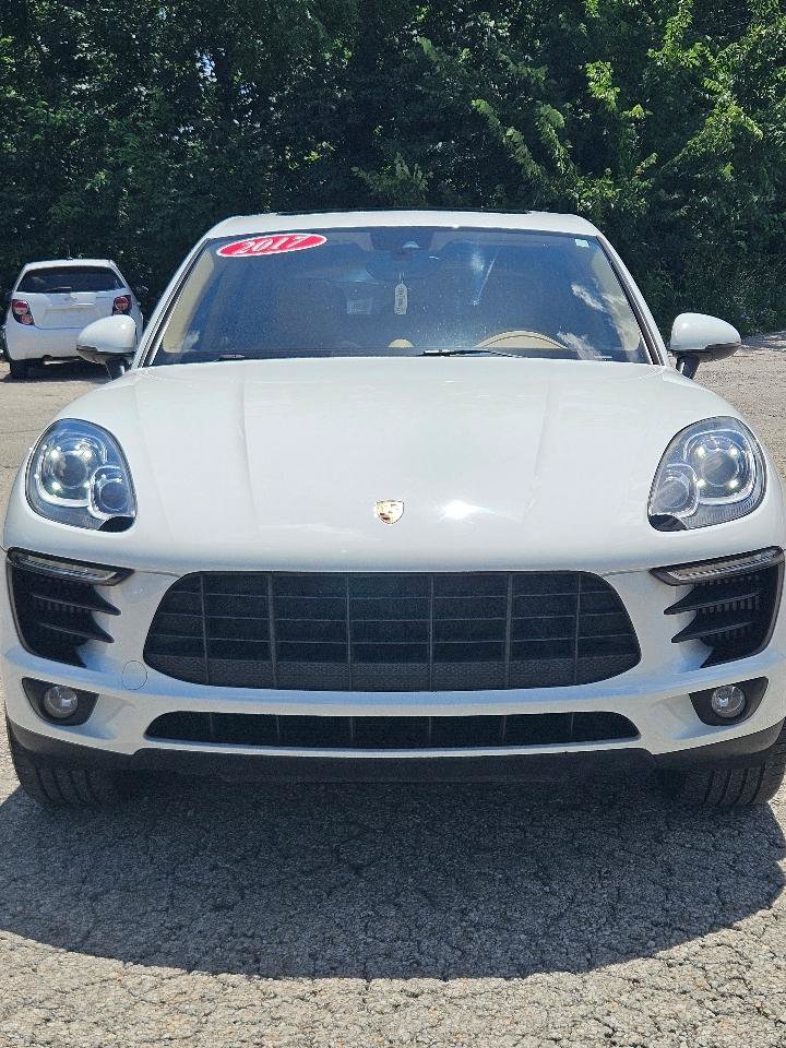 Used 2017 Porsche Macan S AWD/4WD image 2