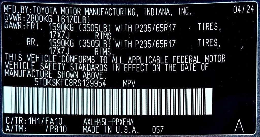Certified 2024 Toyota Sienna LE AWD/4WD image 26