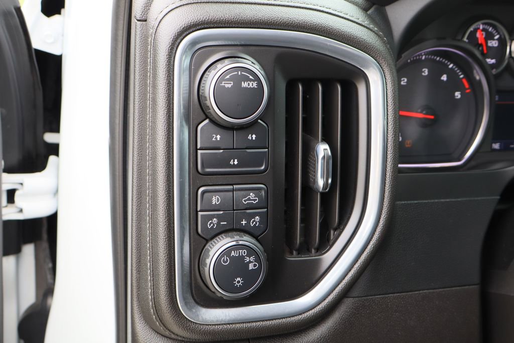 Certified 2023 Chevrolet Silverado 2500 LT w/ Convenience Package image 13