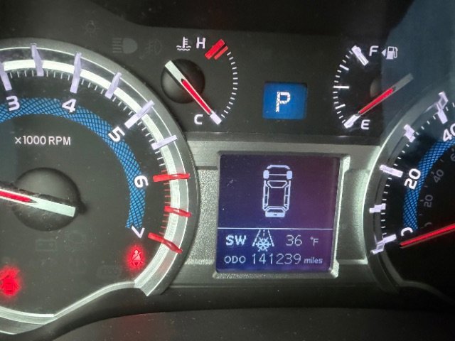 Used 2014 Toyota 4Runner 4WD image 17