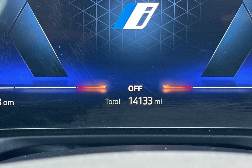 Used 2023 BMW i4 eDrive35 w/ Premium Package image 30