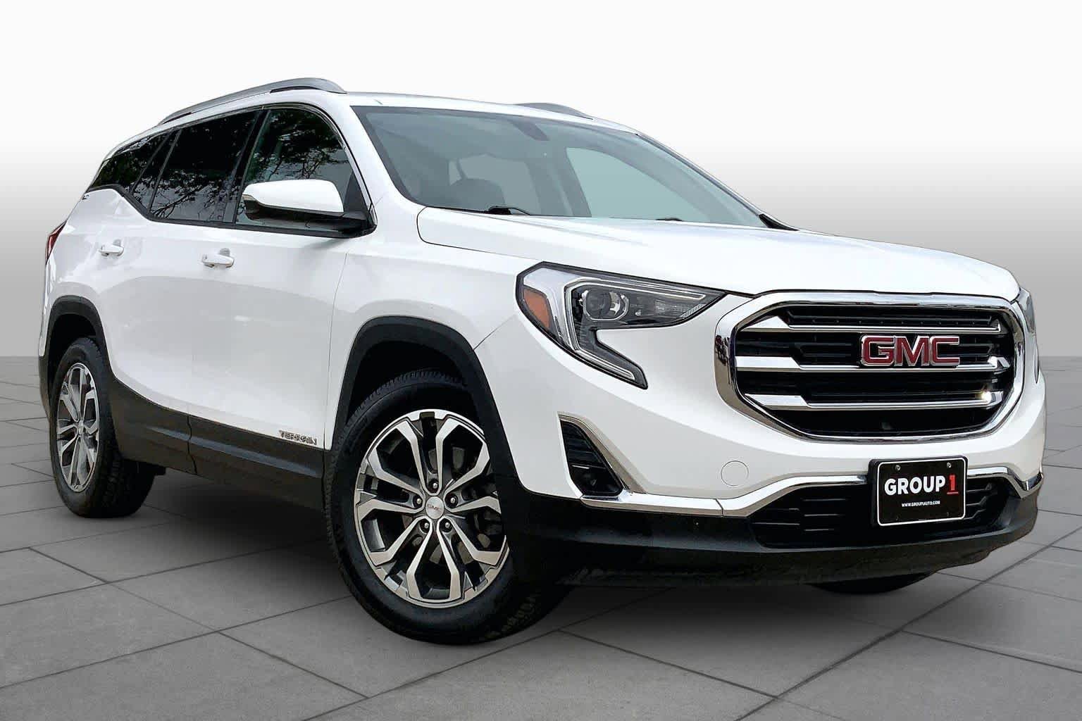 Used 2018 GMC Terrain SLT w/ Preferred Package FWD image 3