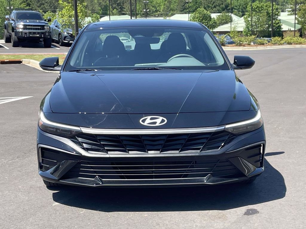 Certified 2024 Hyundai Elantra SEL FWD image 8