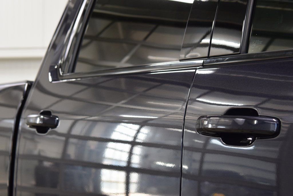 Used 2024 GMC Sierra 2500 AT4 w/ AT4 Premium Plus Package image 18