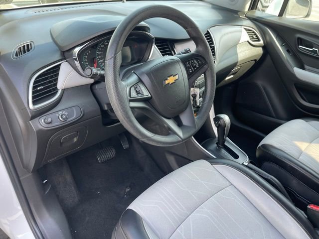 Used 2021 Chevrolet Trax LT image 19