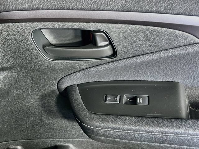 Used 2023 Honda Passport EX-L image 32