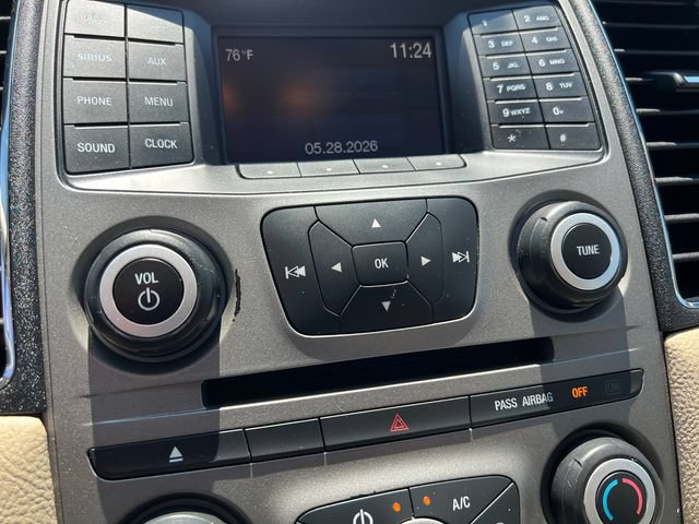Used 2016 Ford Taurus SE FWD image 19