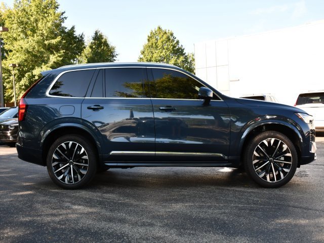 New 2026 Volvo XC90 B5 Plus image 8
