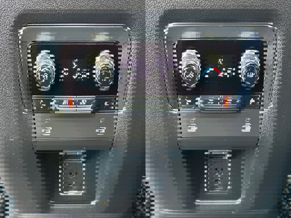 Used 2024 Chevrolet Suburban High Country w/ Max Trailering Package image 12