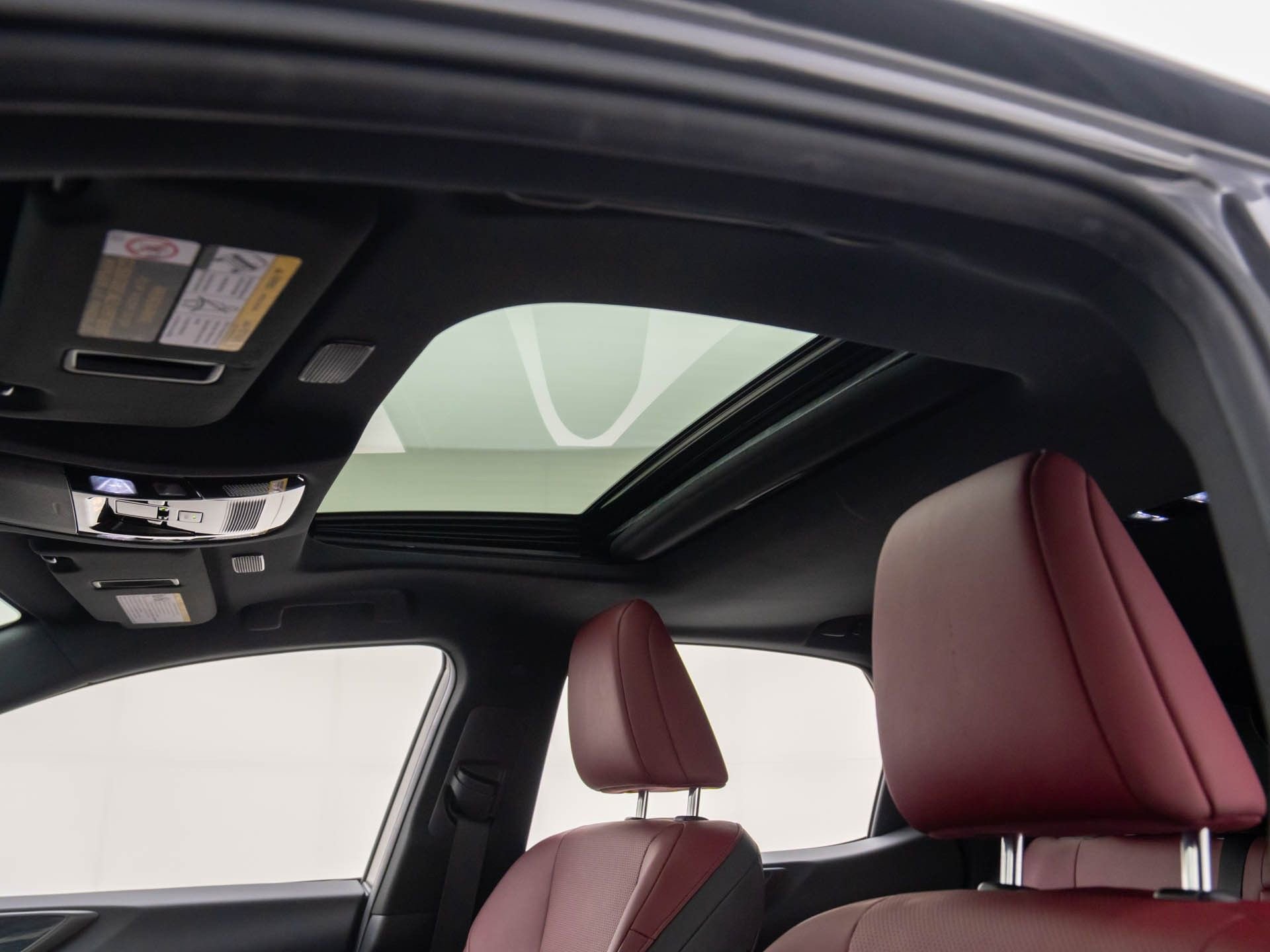 Used 2022 Lexus NX 350h AWD image 18