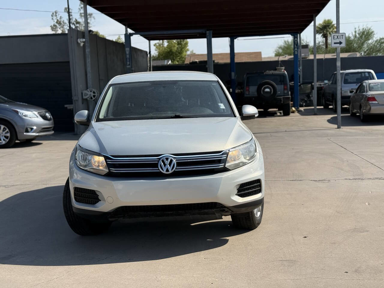 Used 2012 Volkswagen Tiguan S FWD image 3
