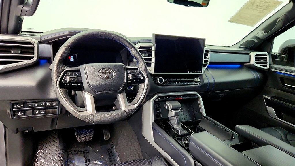 Used 2024 Toyota Sequoia Platinum image 12