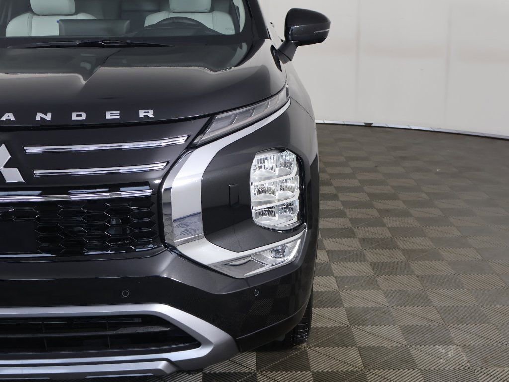 New 2025 Mitsubishi Outlander AWD image 20