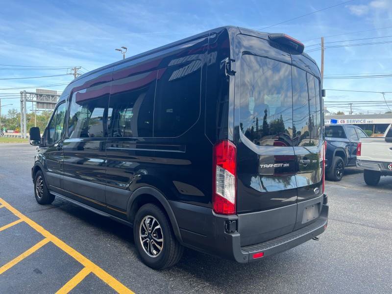 Used 2023 Ford Transit 350 XLT image 4
