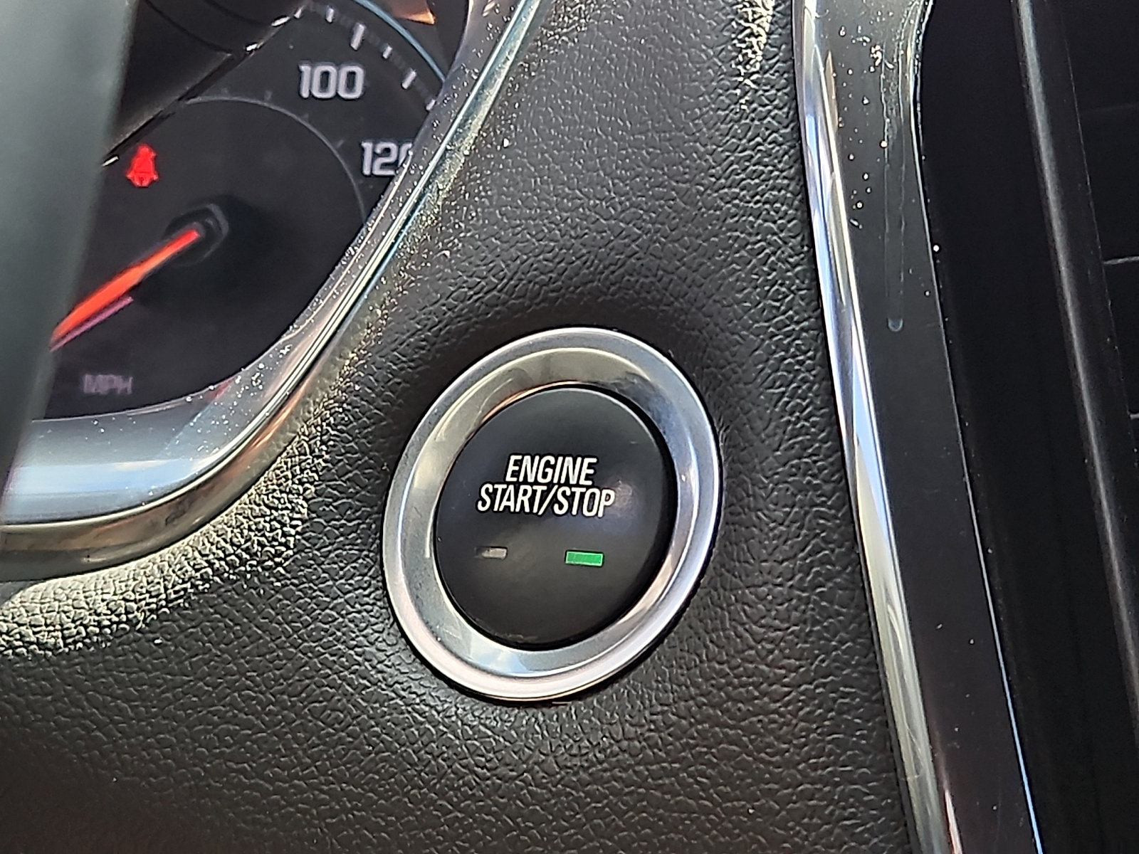 Used 2023 Chevrolet Traverse LT AWD/4WD image 22