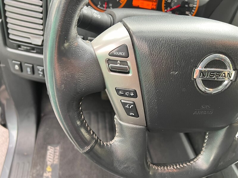Used 2015 Nissan Titan PRO-4X AWD/4WD image 23