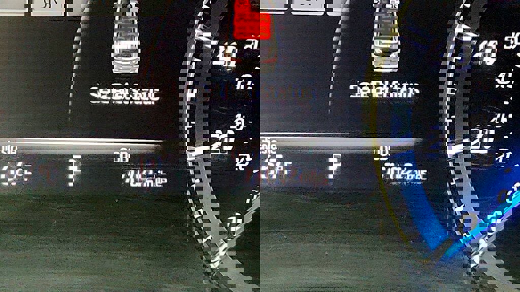 Used 2021 Toyota Highlander XLE image 16