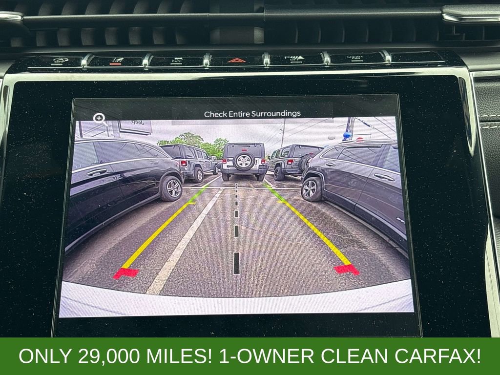 Used 2023 Jeep Grand Cherokee Altitude AWD/4WD image 18