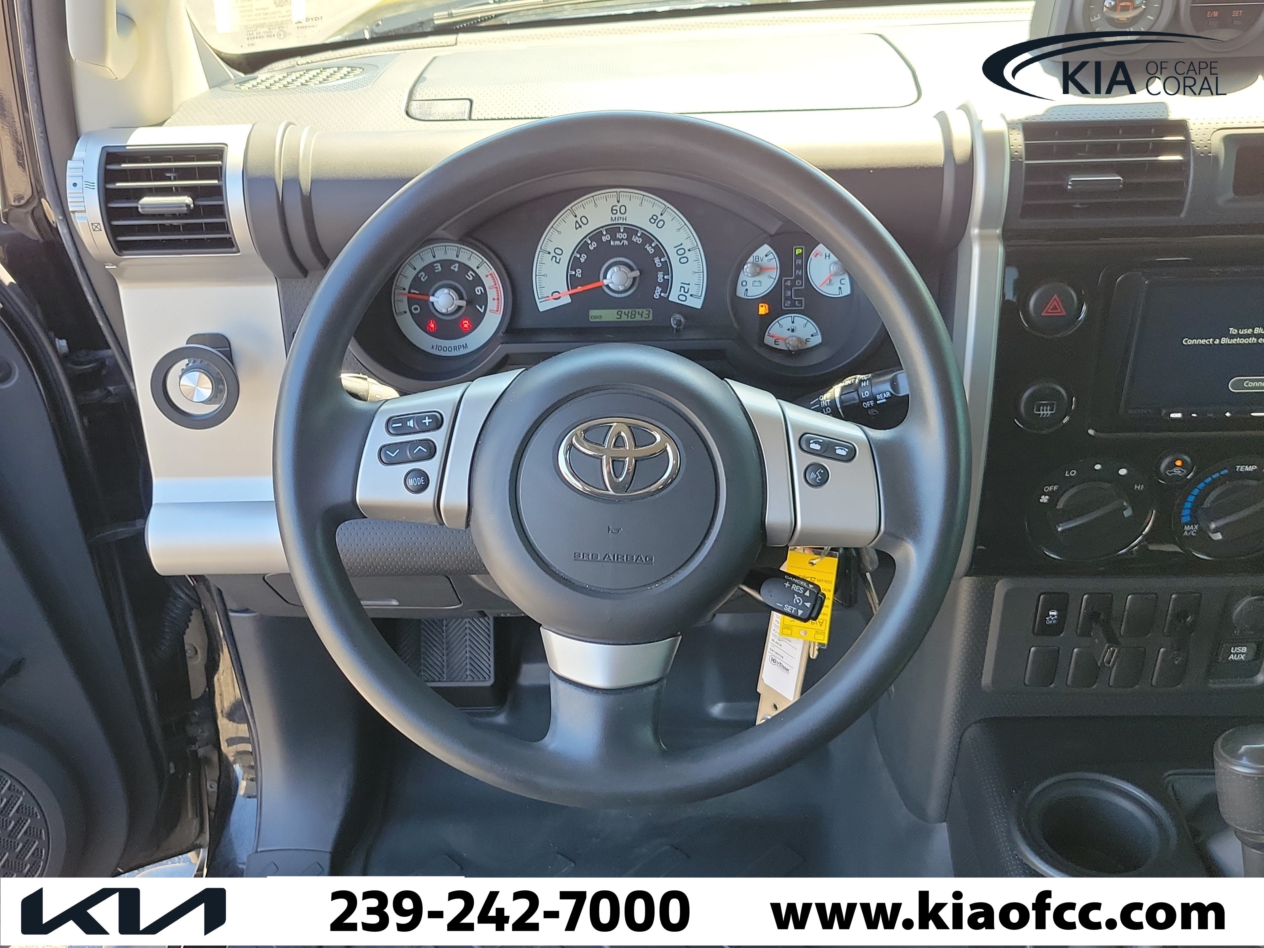 Used 2014 Toyota FJ Cruiser 4WD w/ Convenience Package image 16