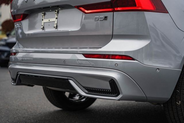 New 2026 Volvo XC60 B5 Plus w/ Protection Package Premier image 8